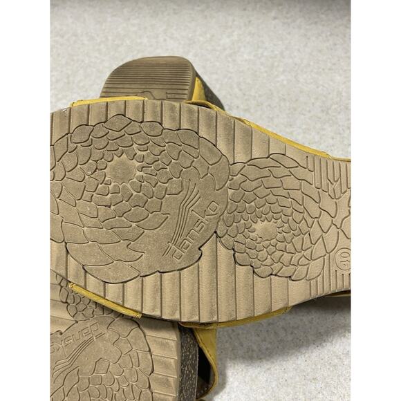 Dansko Susie Yellow Milled Nubuck Cork Wedge Slide Sandal Women 9/EU 40-ADJ Mule - Picture 8 of 11